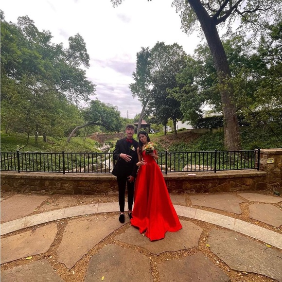 Red Prom Dress - Picture 4 of 5